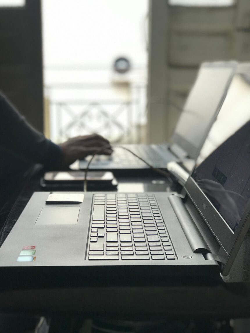 Laptop